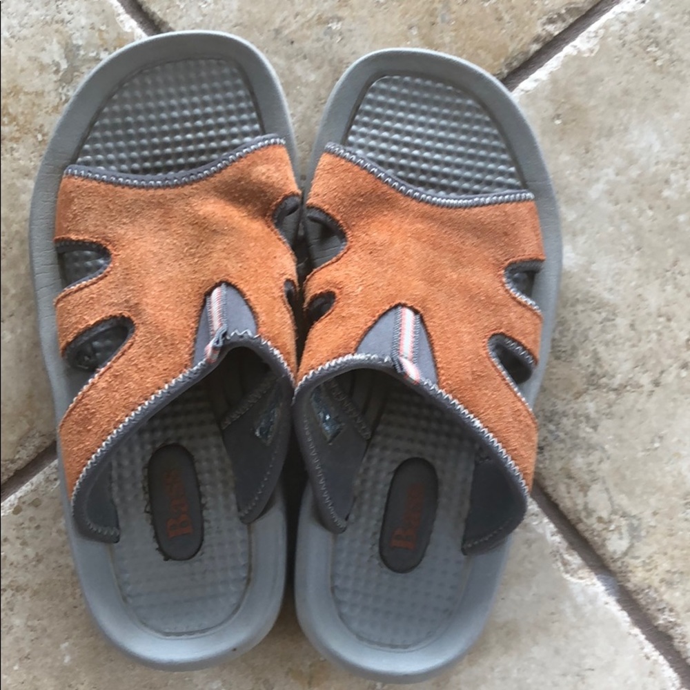 Bass sandals